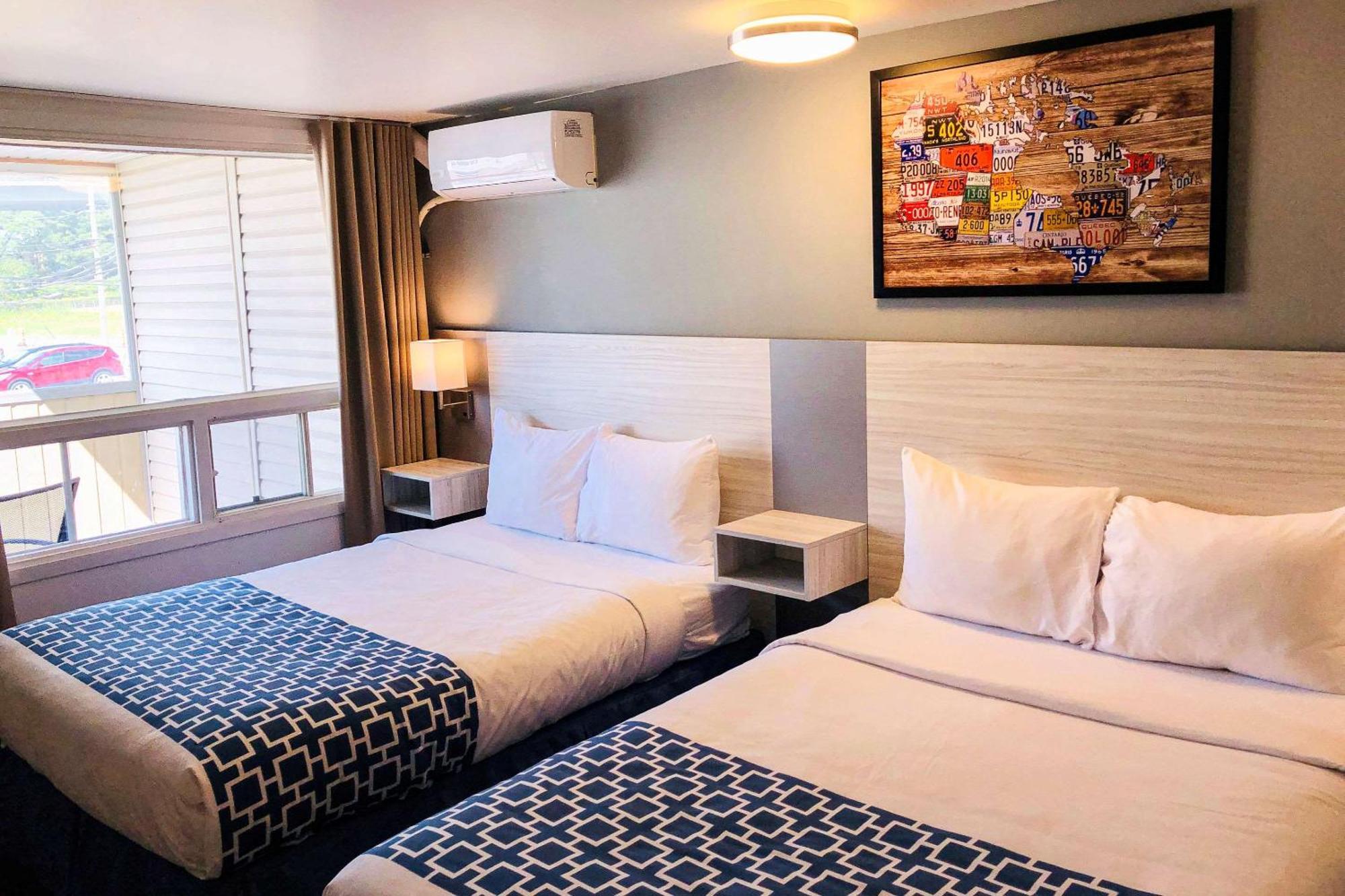 Double Room Two Double Beds Non-Smoking