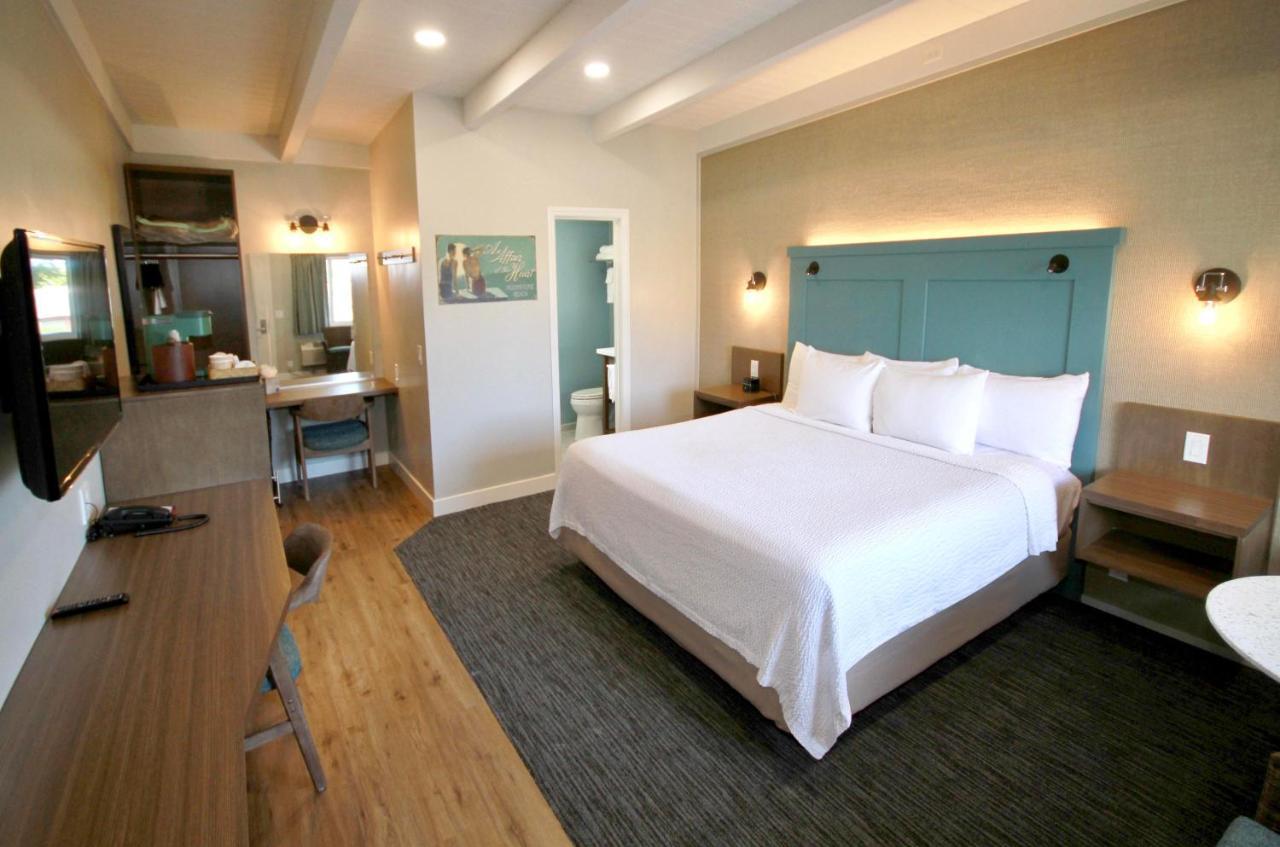 King Partial Oceanview Room No Pets,1527985426:JPEG