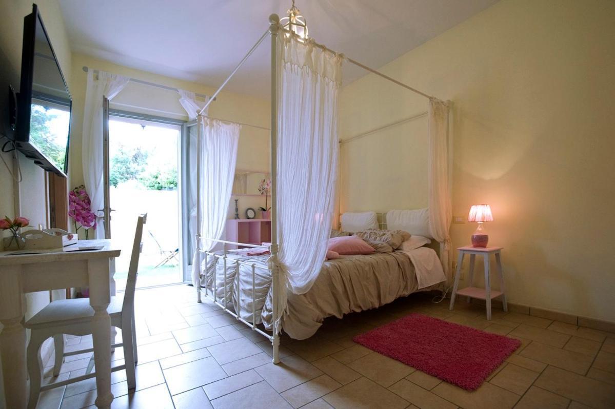 Double Room Garden View