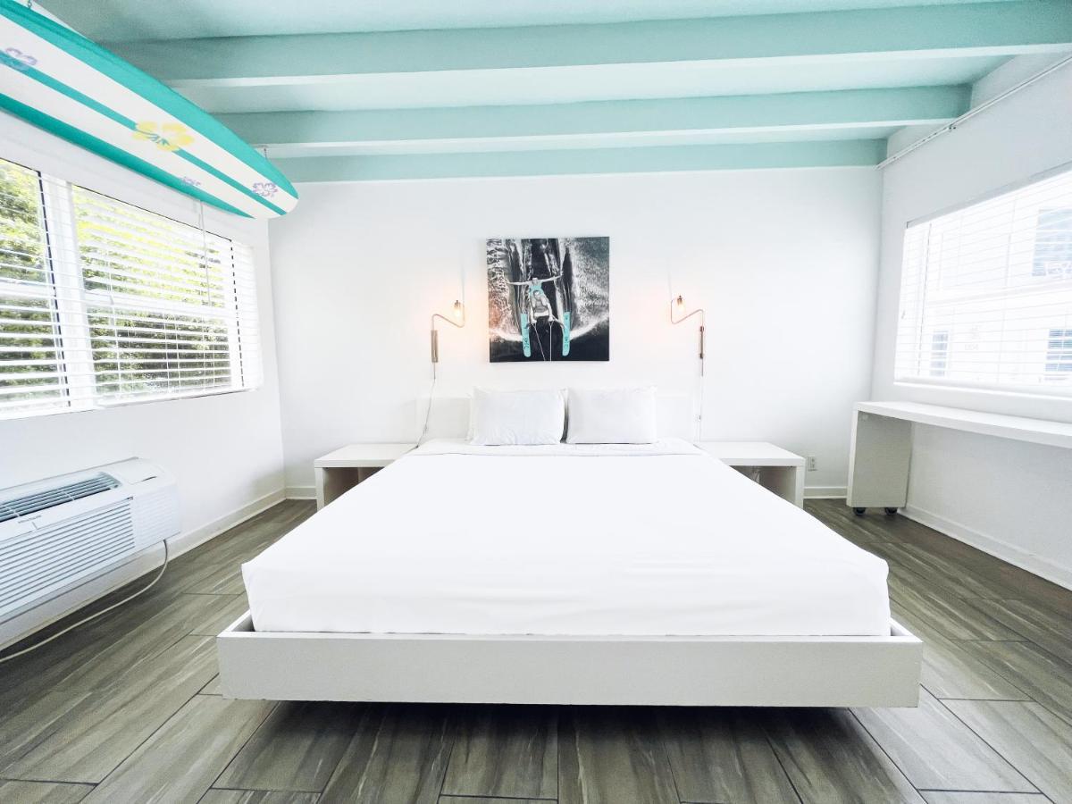 One-Bedroom King Suite