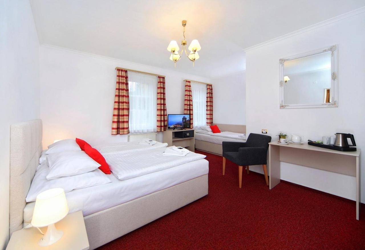 Luxury Triple Room
