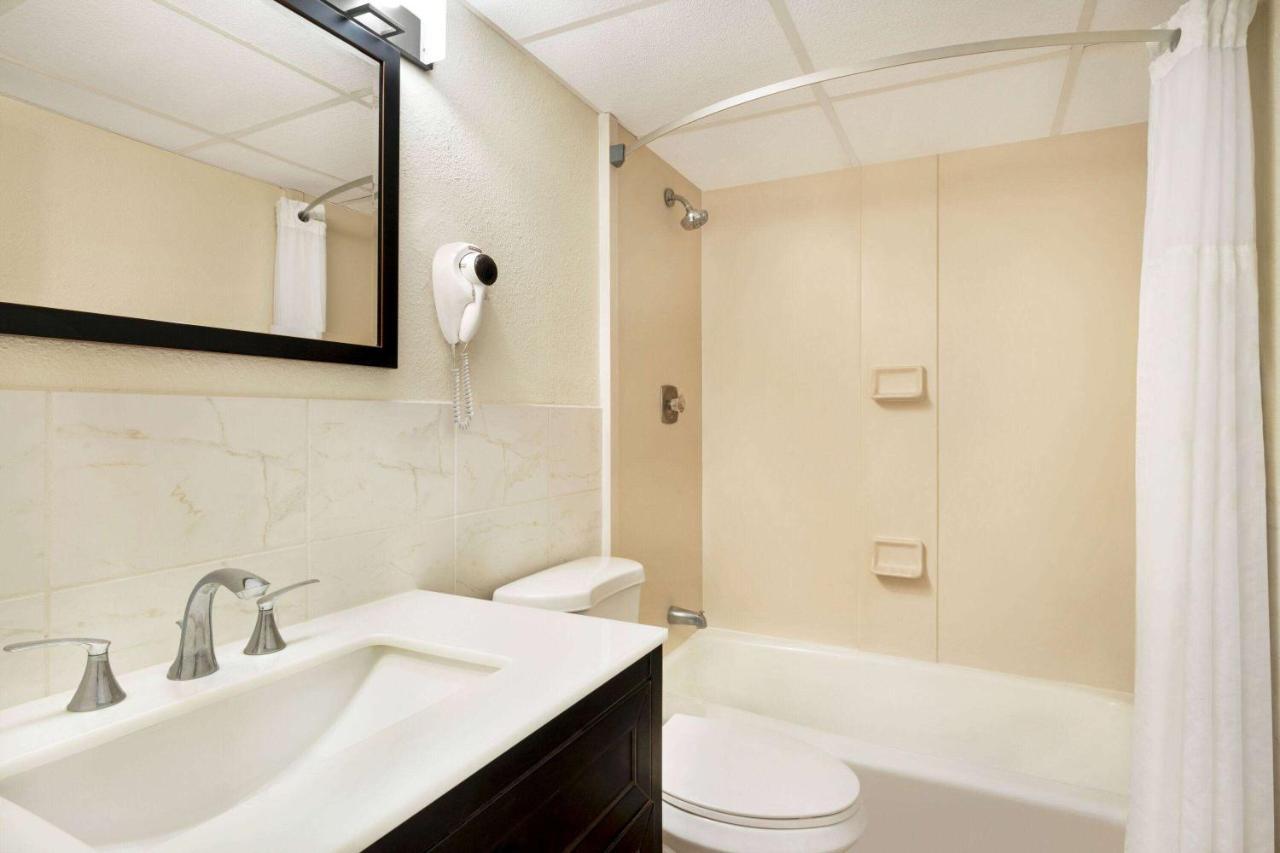 Two-Bedroom Suite with One Queen and Two Double Beds - Non-Smoking