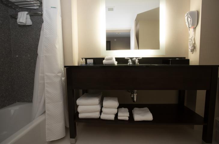 King Room Disability Access or Non-Smoking