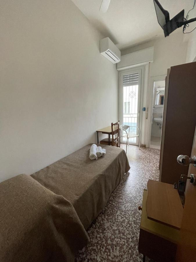 Single Room,1298325682:JPEG