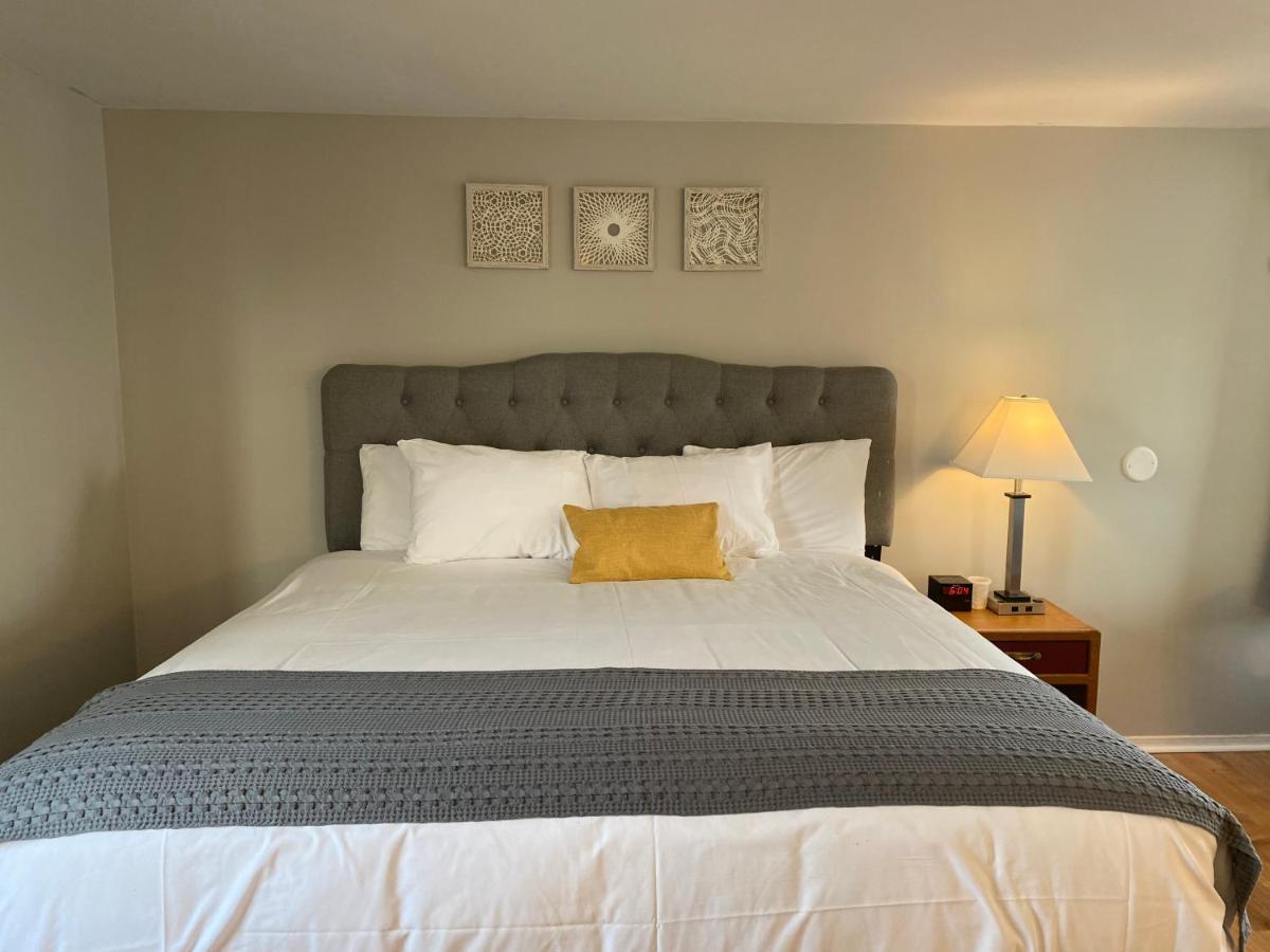 King Room (1st Floor)
