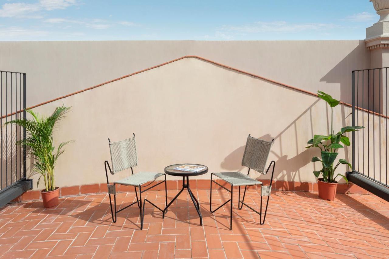 Double or Twin Room Terrace
