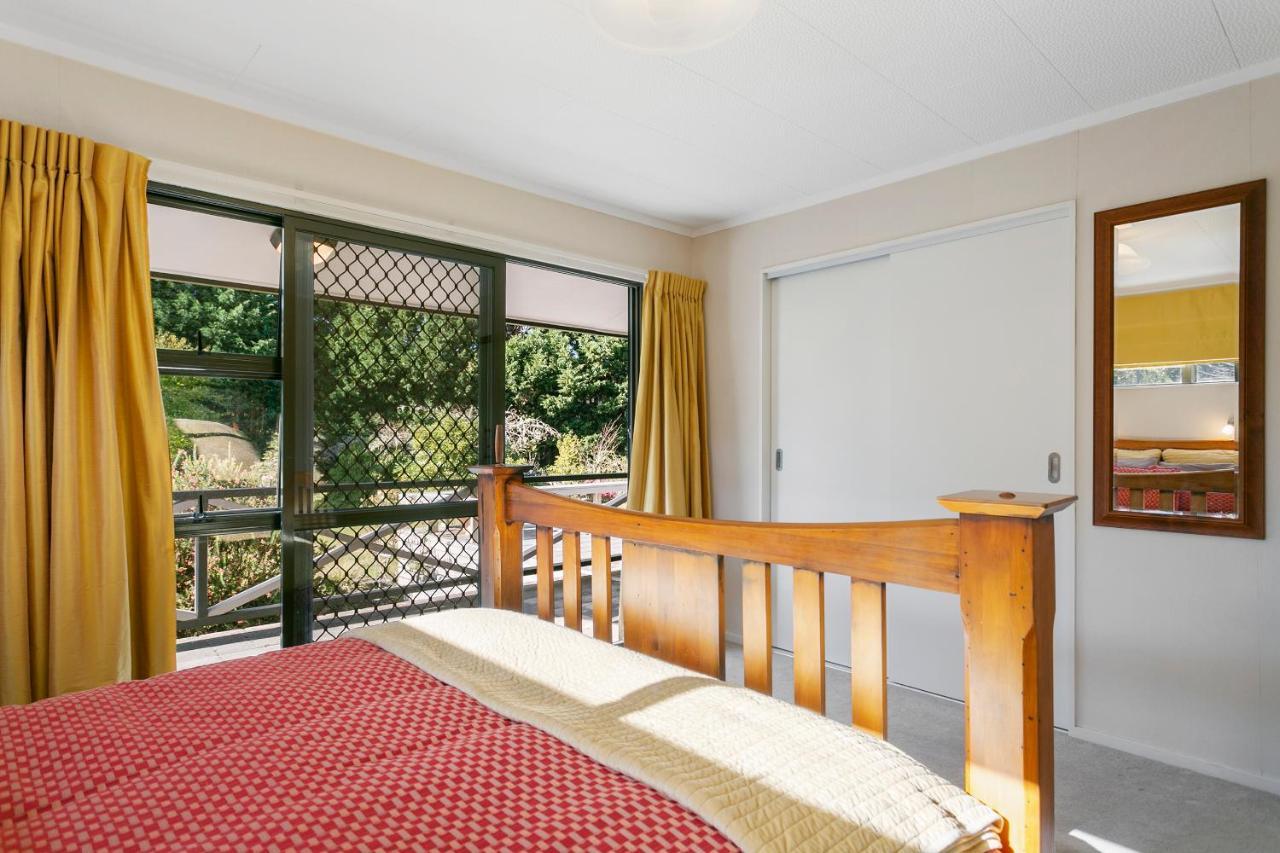 Queen Room Garden View