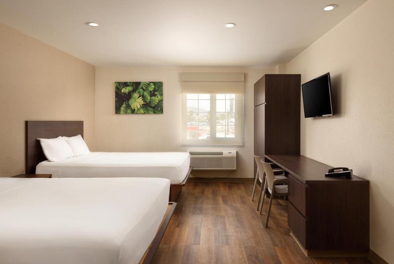 Suite two queen beds