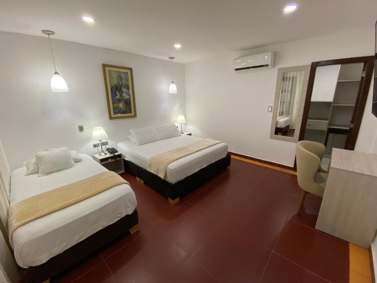 Triple Room