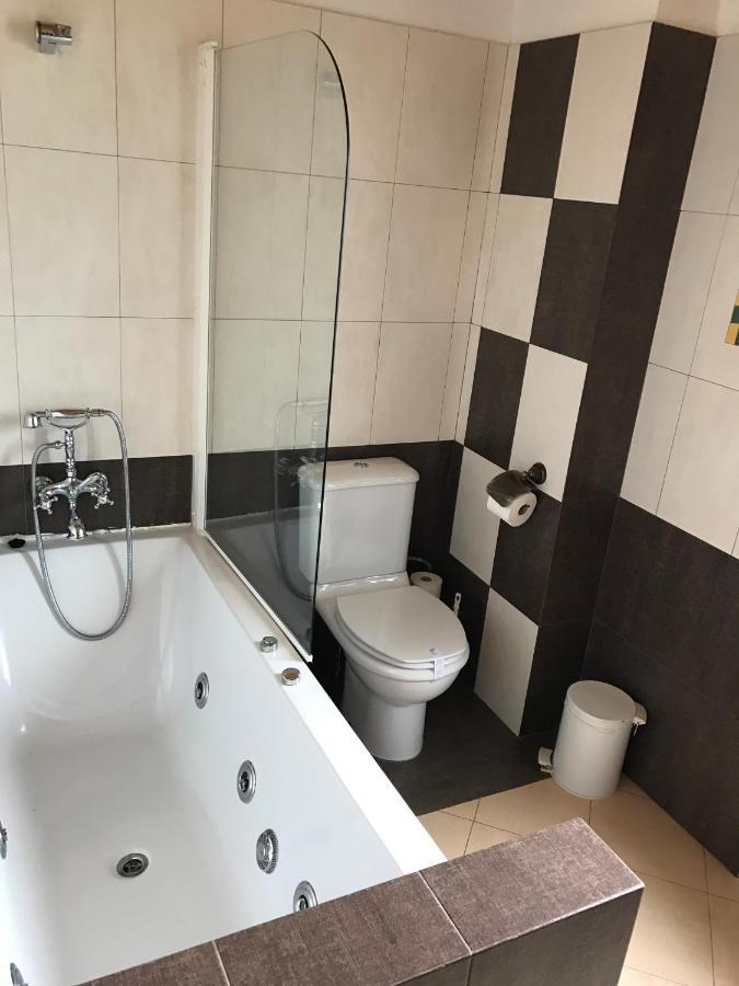 King Room Spa Bath & Sea View