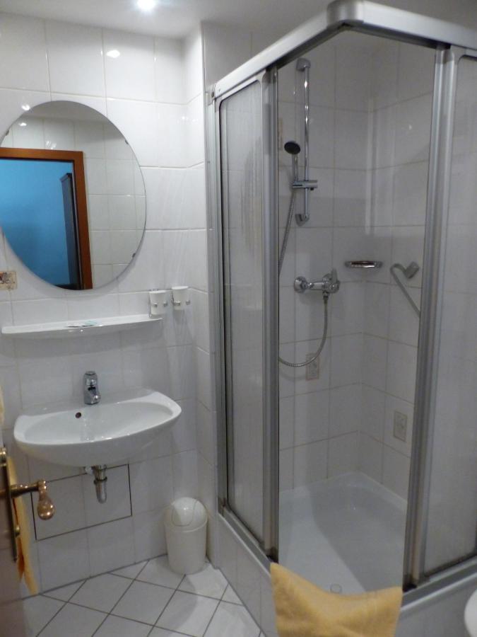 Single Room Shower