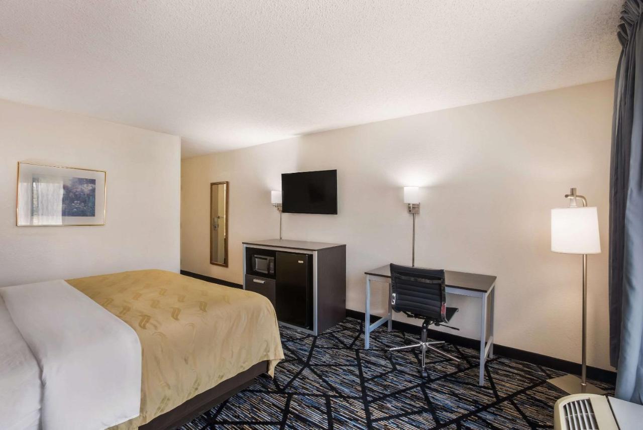 King Room - Exterior Access