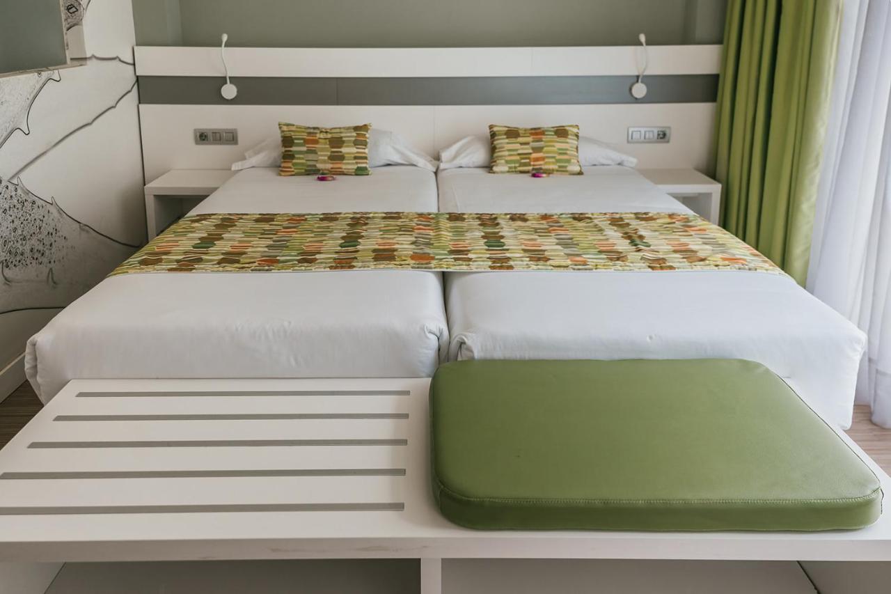 Double or Twin Room Balcony