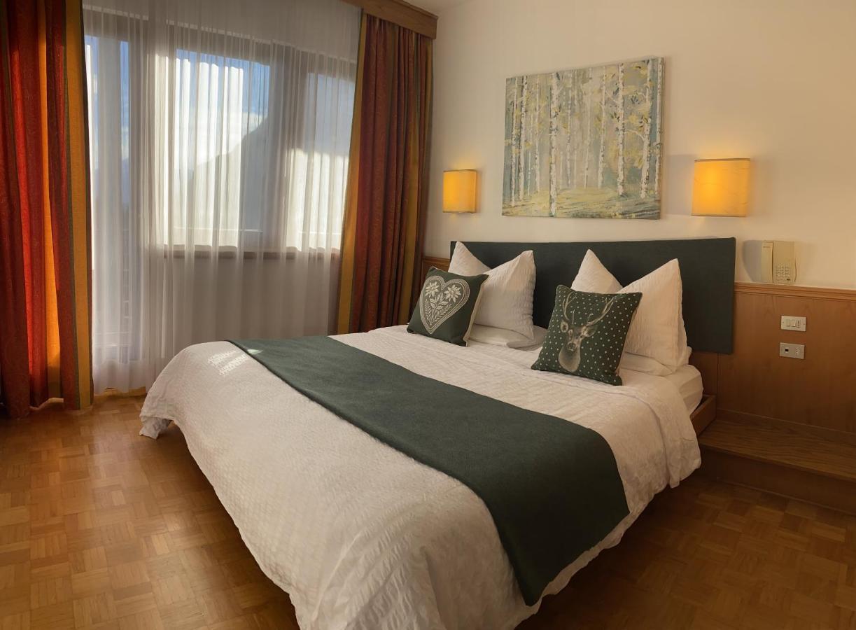 Standard Double or Twin Room,1381127711:JPEG