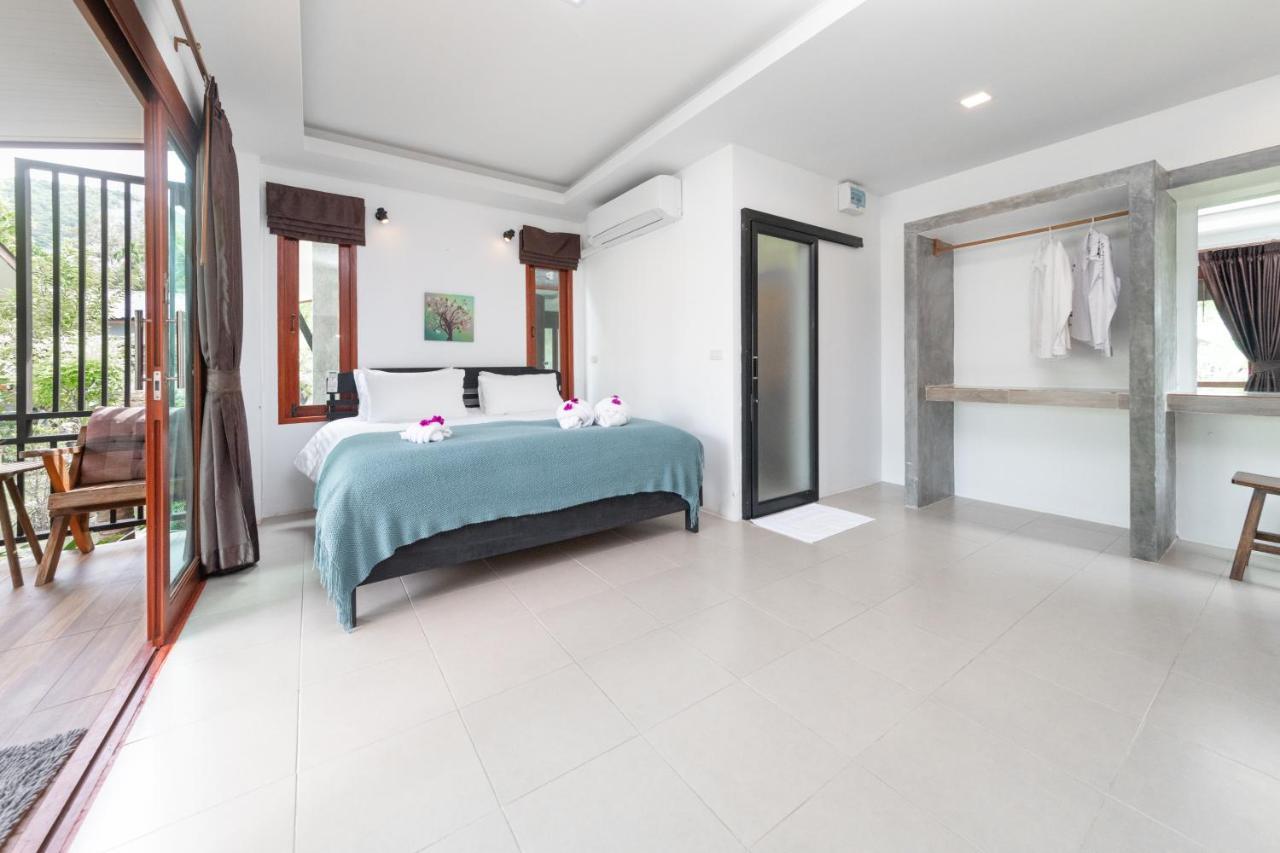 Deluxe Double Room Garden View