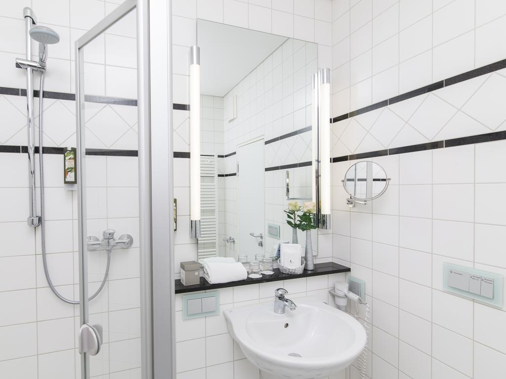 Economy Single Room