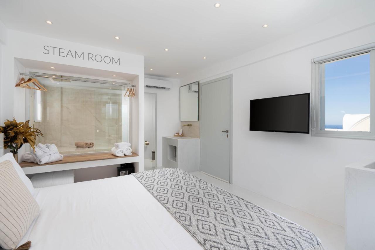 Honeymoon Suite with Sea View, Private Jacuzzi & Steam Room - C2