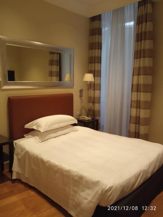Superior Single Room