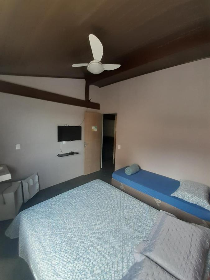 Quarto Triplo Básico