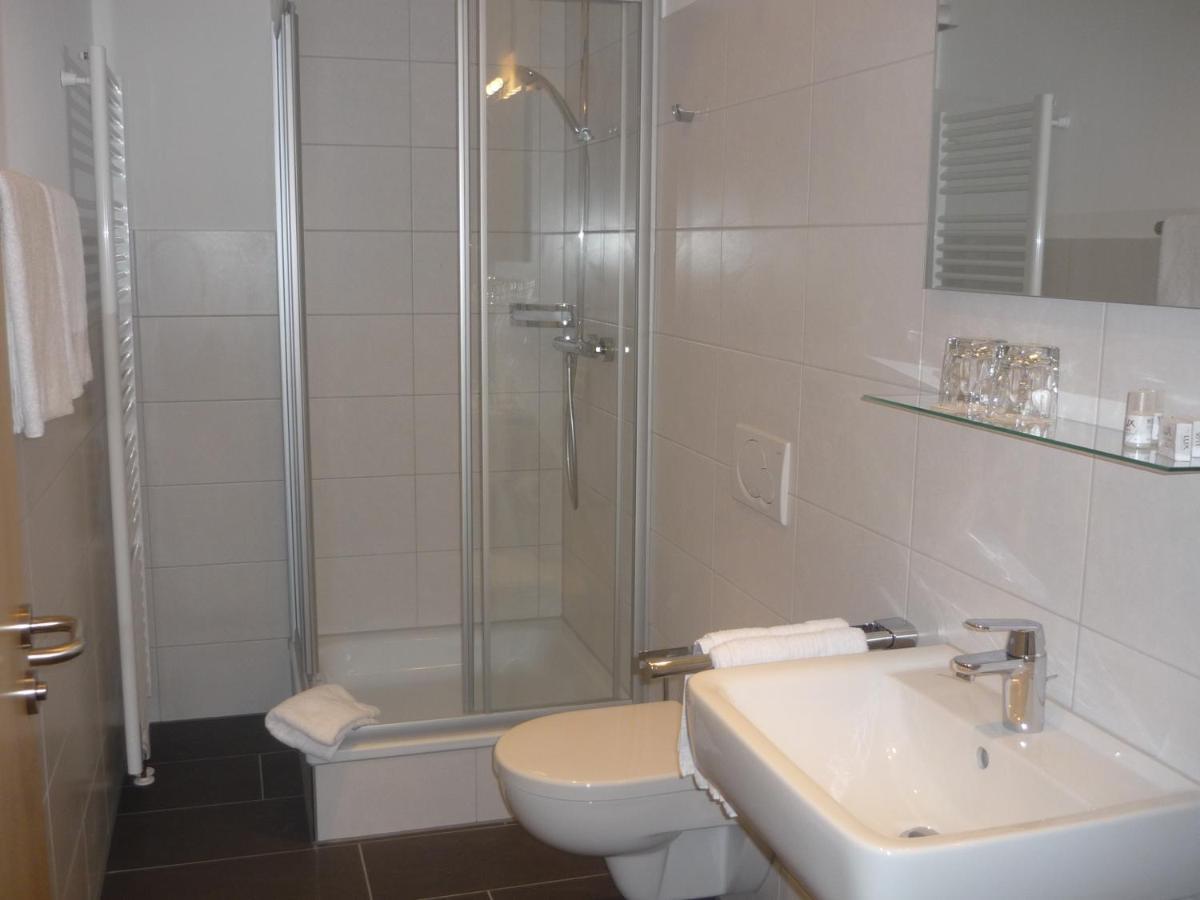 Single Room Private Bathroom