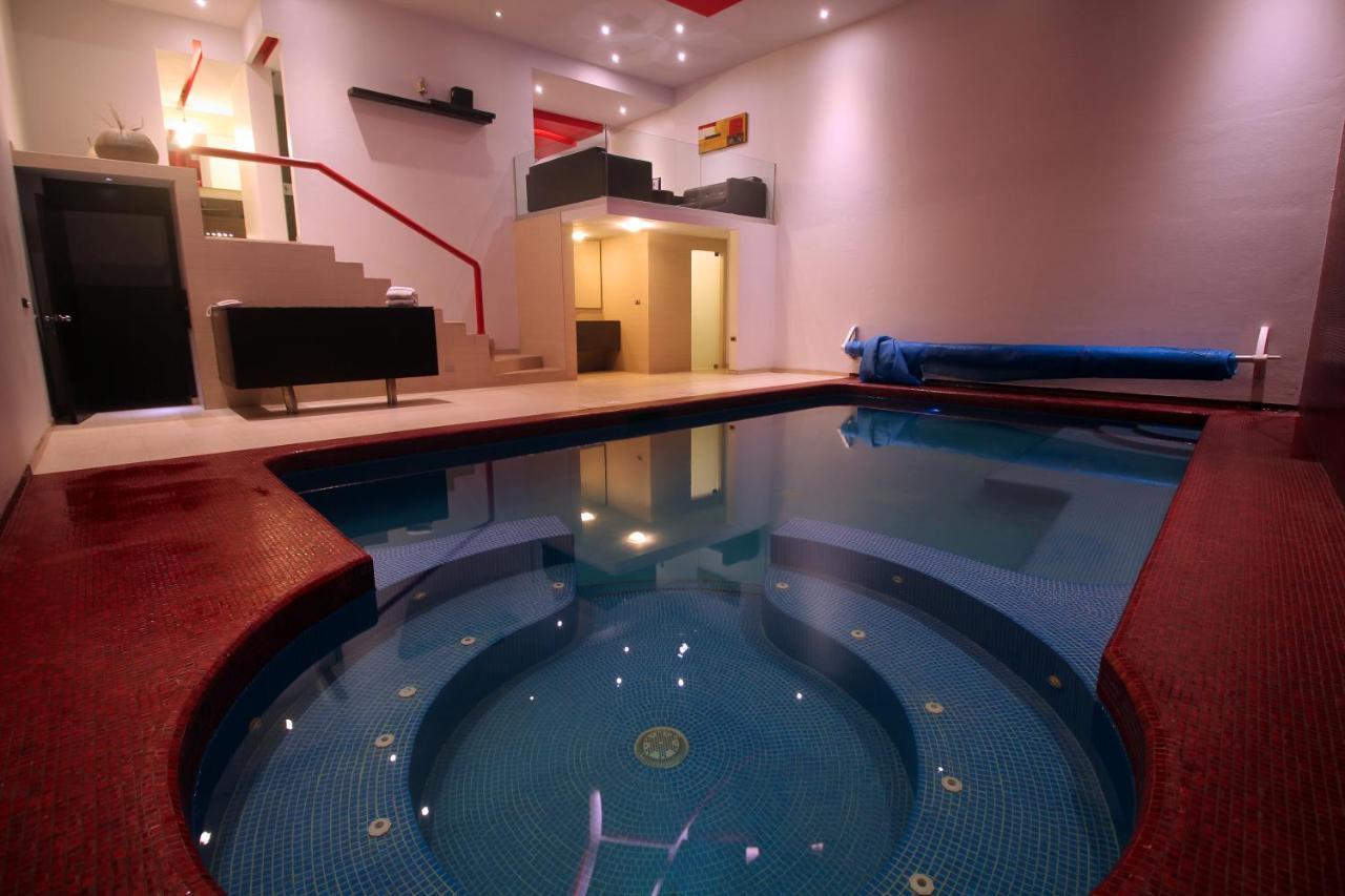 Suite Private Pool