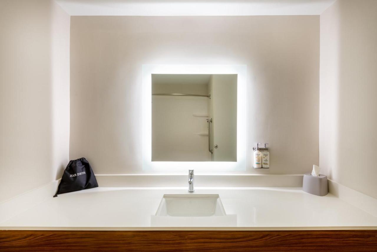 King Suite with Sofa Bed