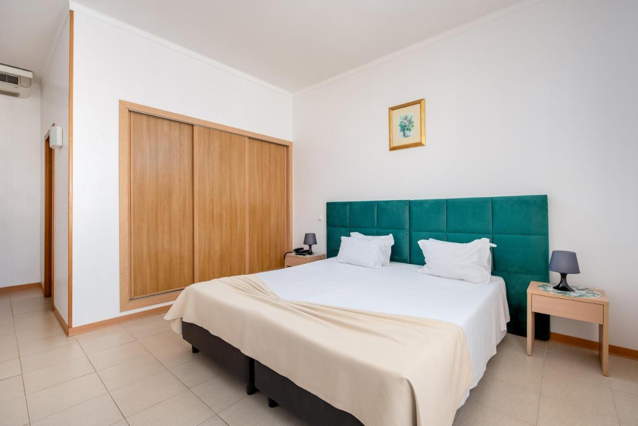 Quarto Duplo