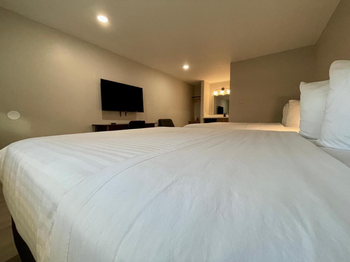 Superior Queen Room,1353941528:JPEG