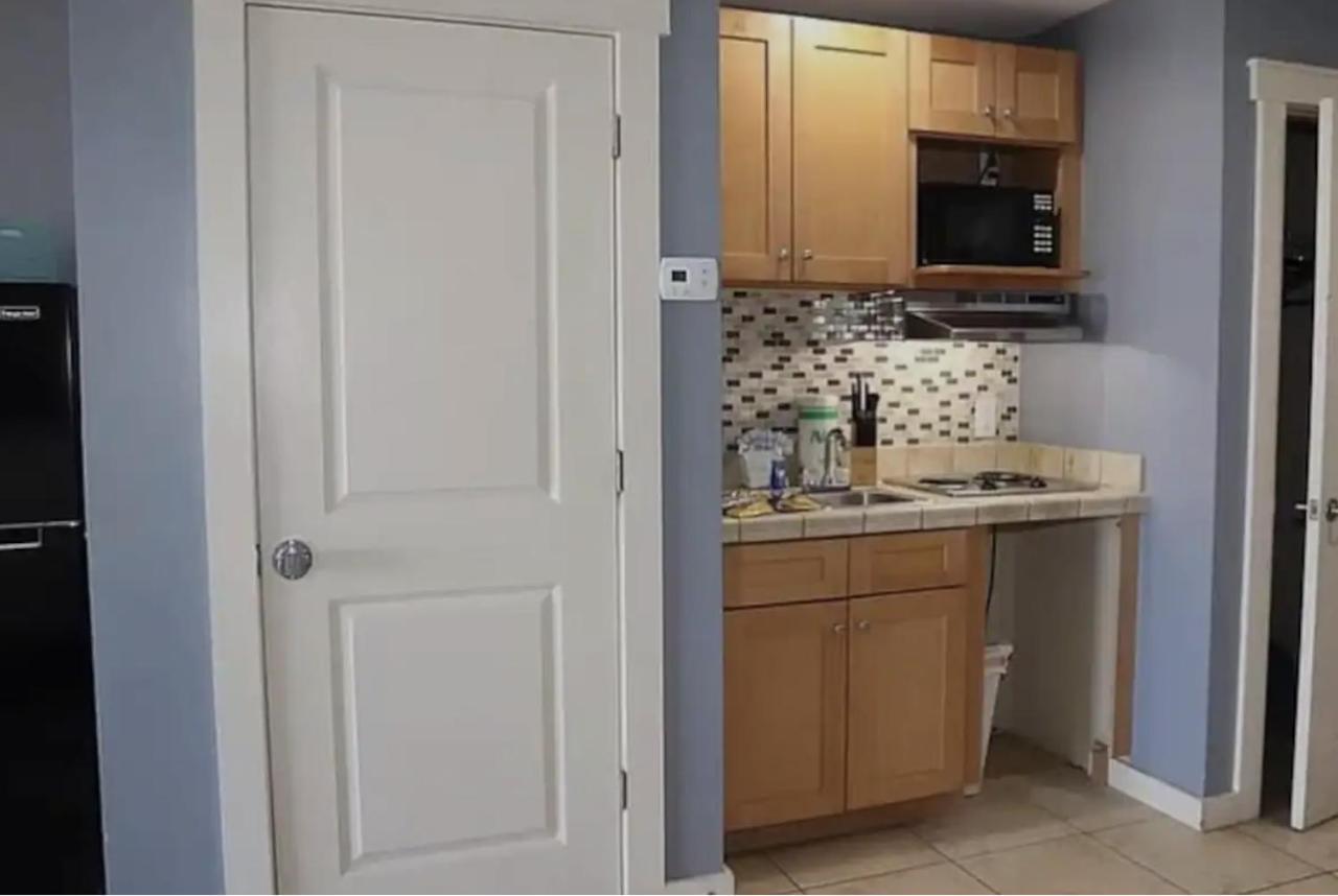 Studio Ocean View,1357773074:JPEG