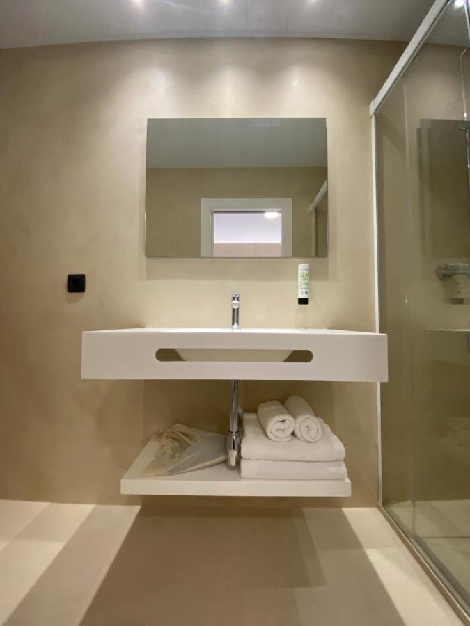 Double or Twin Room without kitchen