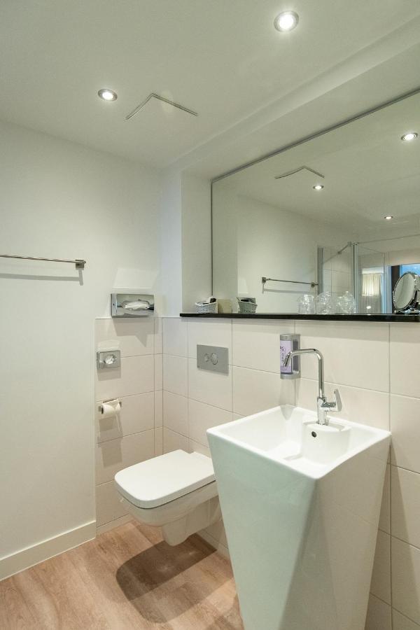 Double or Twin Room Partial Sea View