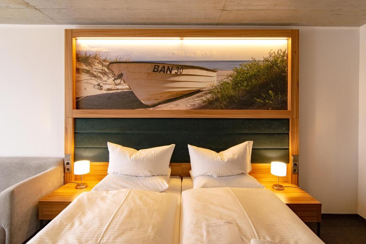 Double or Twin Room Partial Sea View