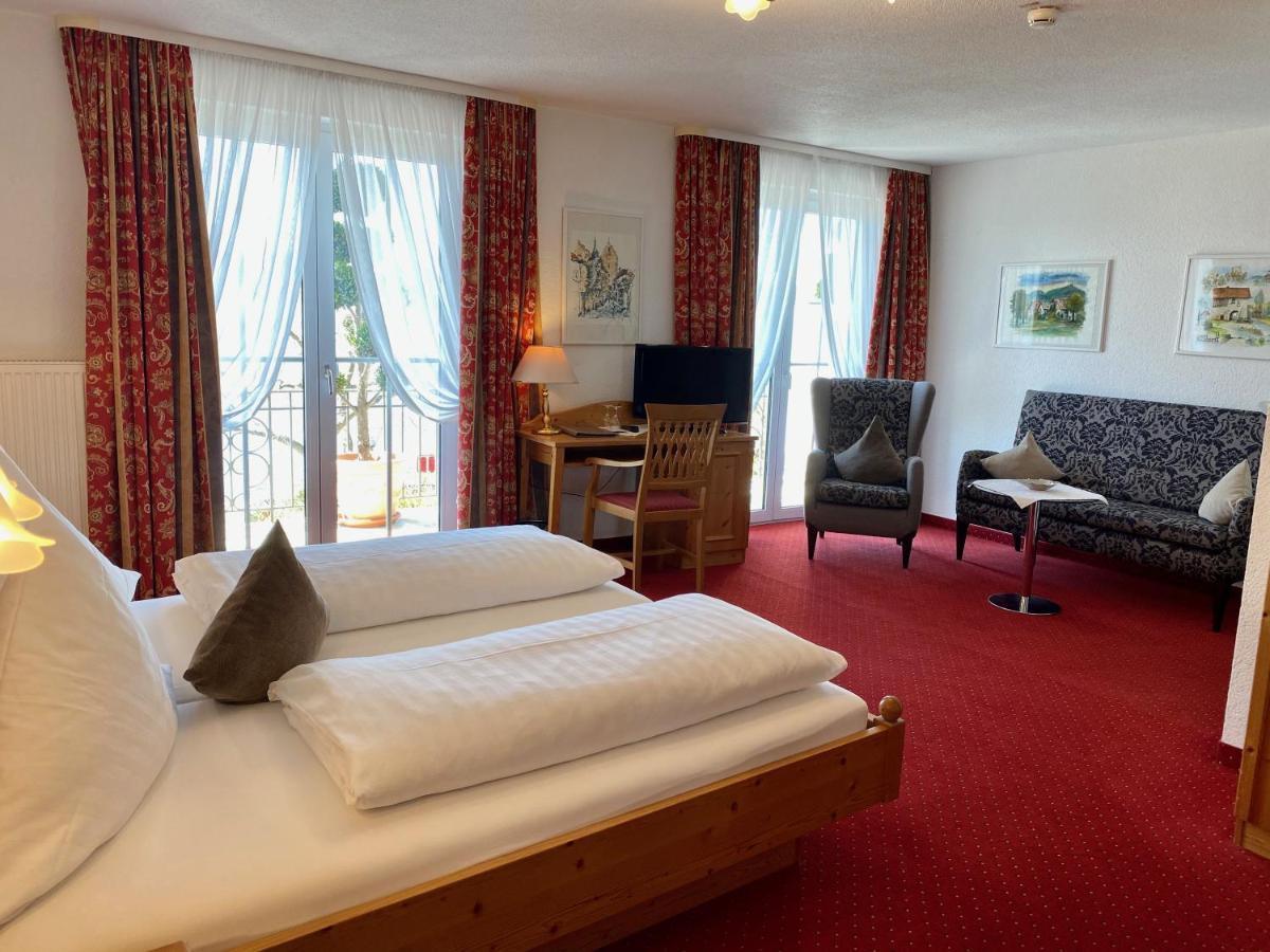Double Room Lake View & Balcony