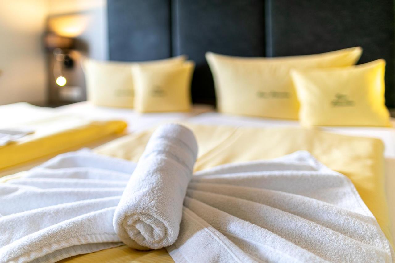 Double Room Mountain View