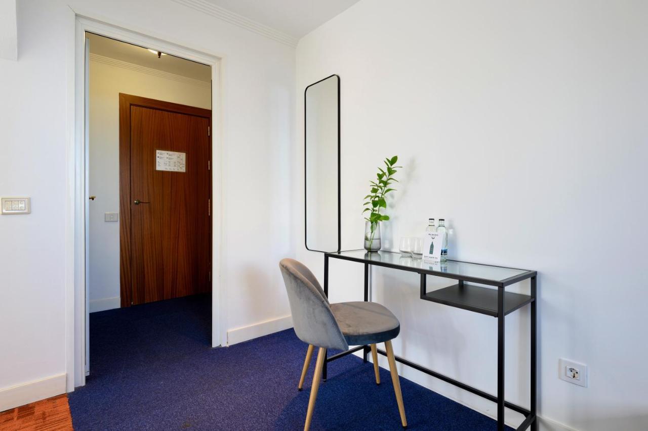 Large Twin Room