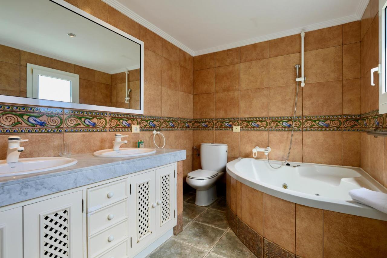 Large Twin Room