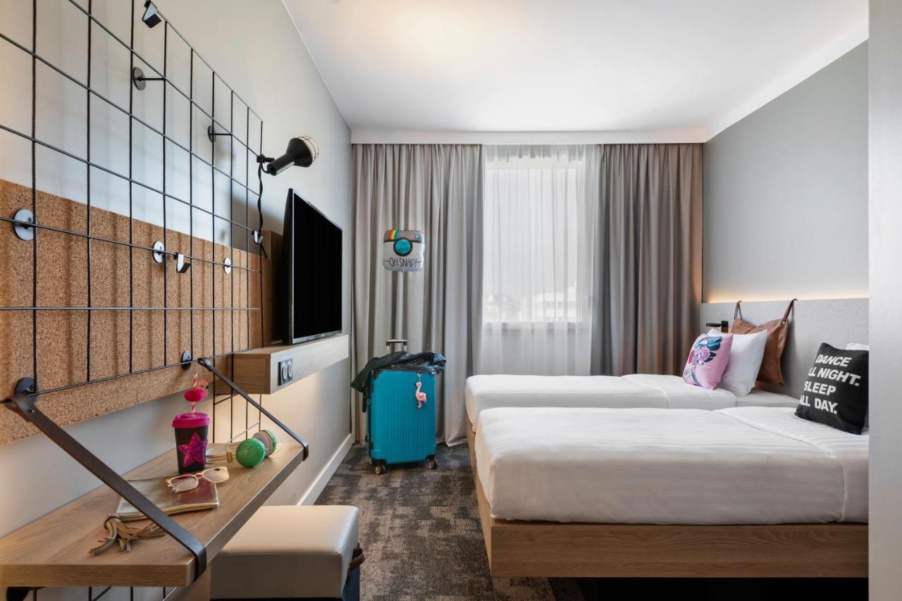 Cosy Twin Room,1371366164:JPEG