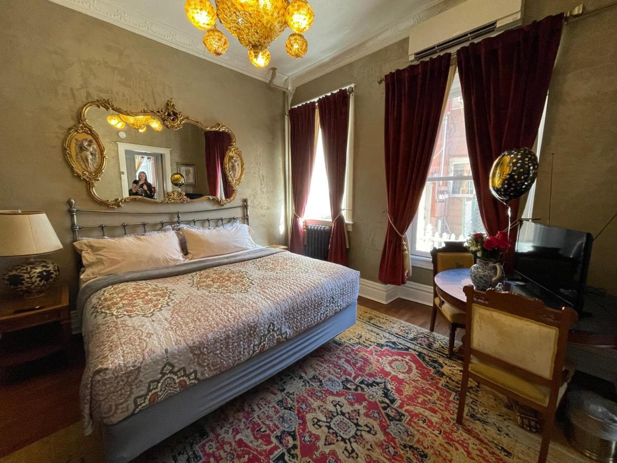 Charles Suite