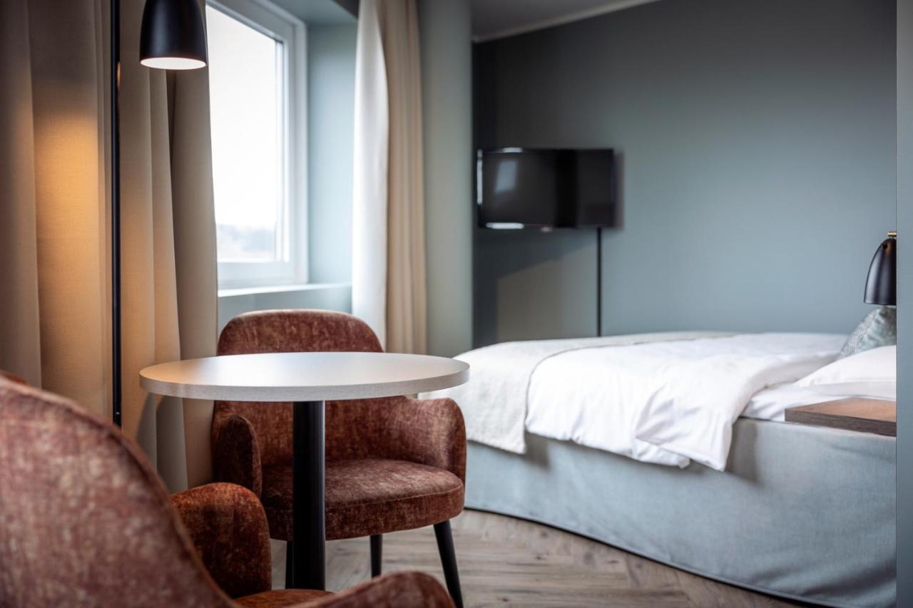 Small Double Room City View