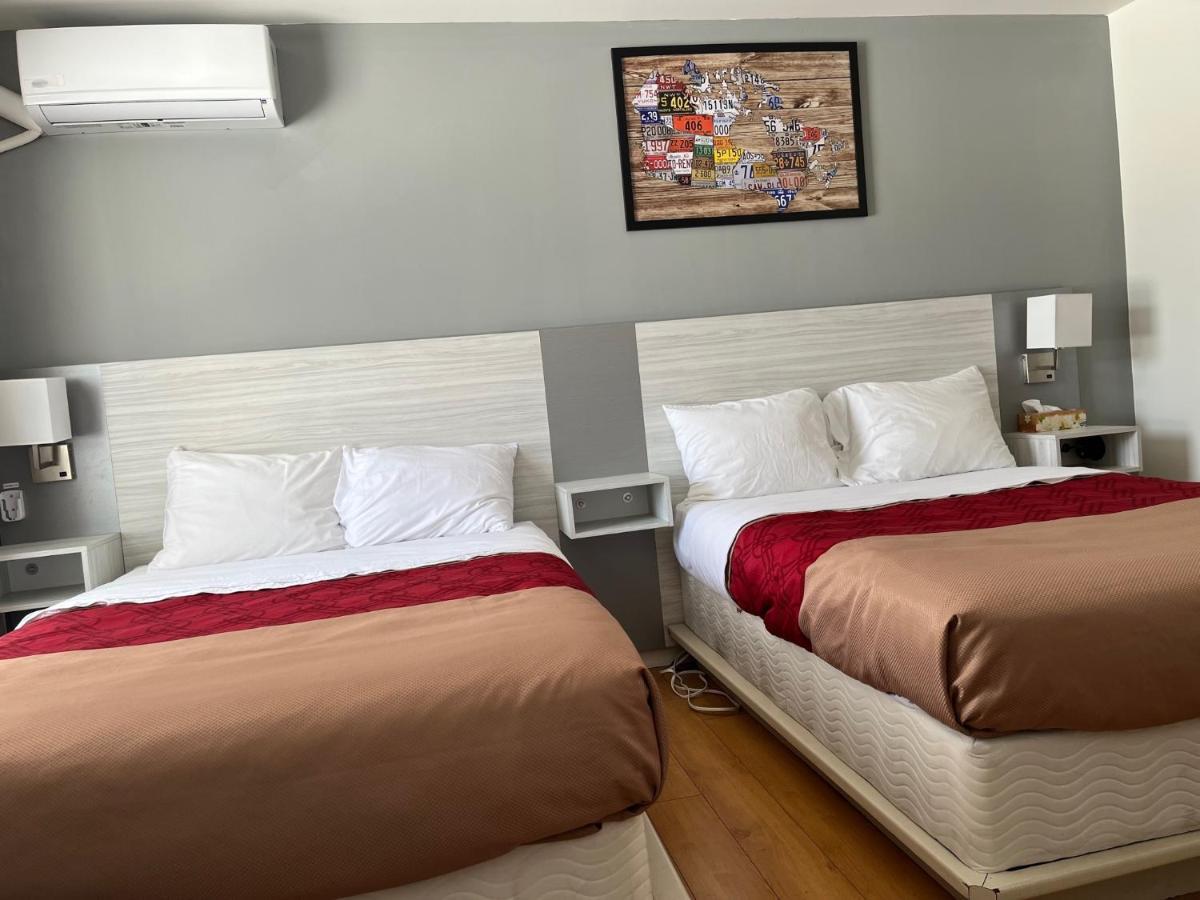Double Room Two Double Beds Non-Smoking