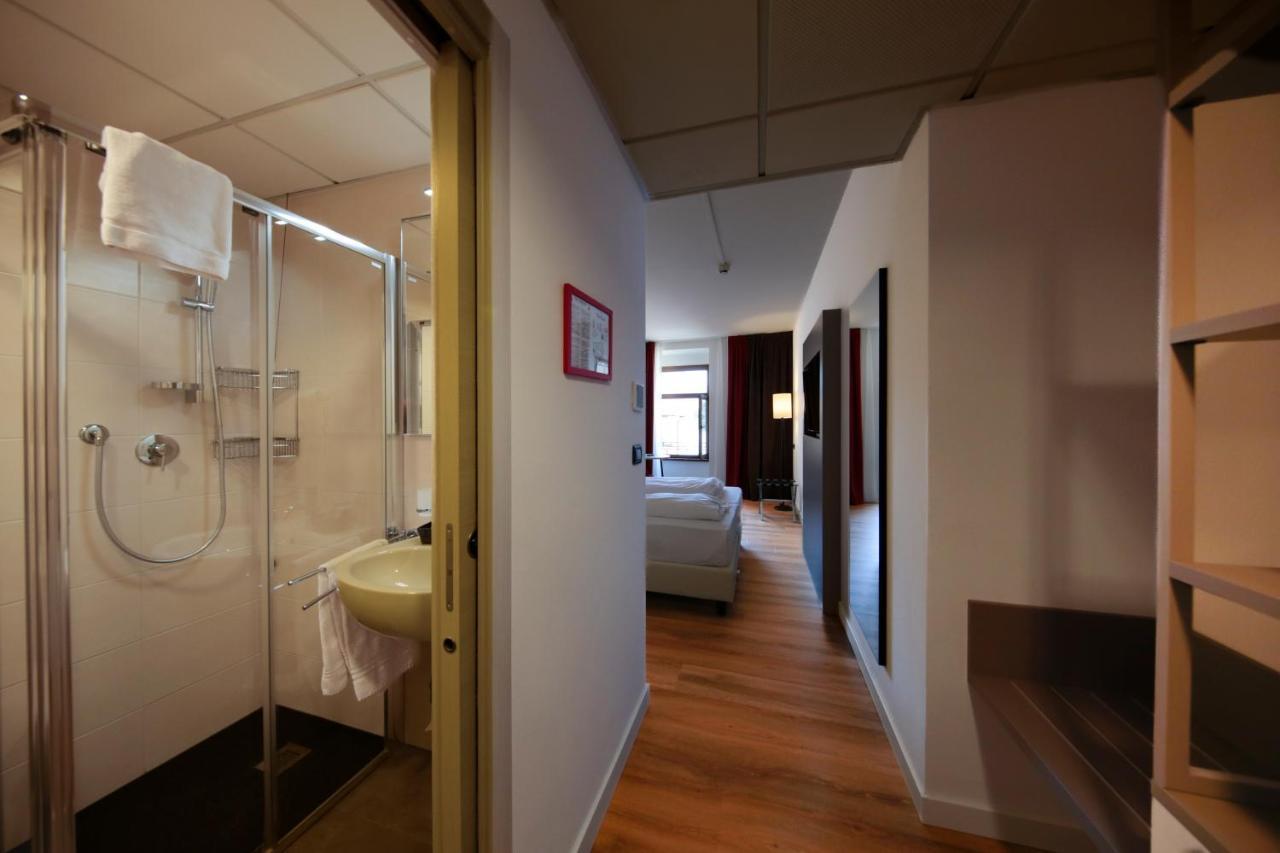 Triple Room Lake View