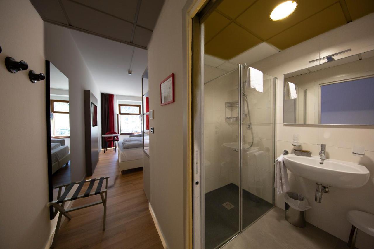 Double Room Lake View
