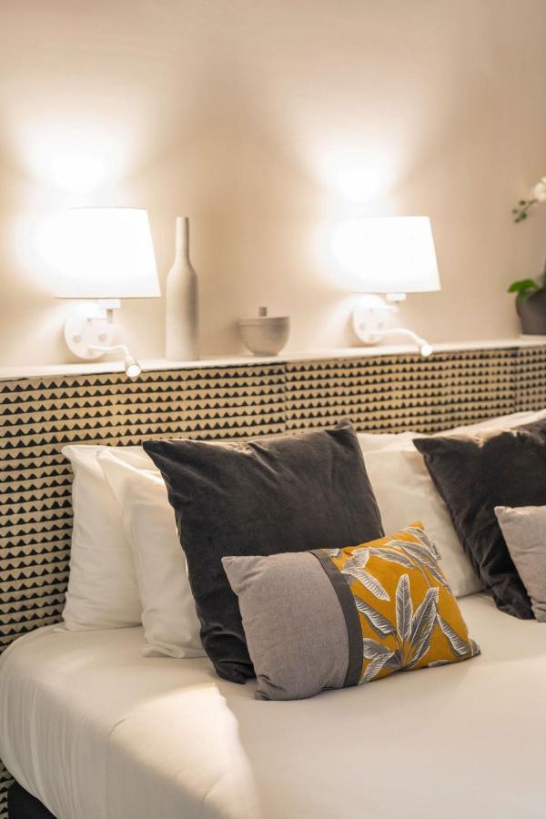 Two-Bedroom Apartment with patio terrace with elevator access