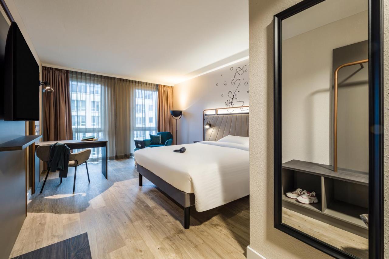 Superior room 1 Sweet Bed 160x200 by ibis Styles