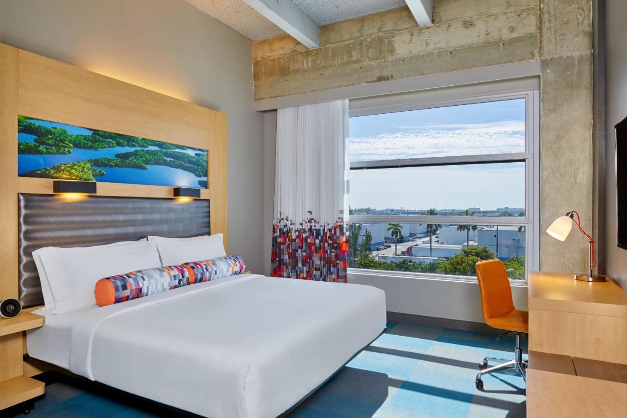 Quarto Aloft com Cama King-size