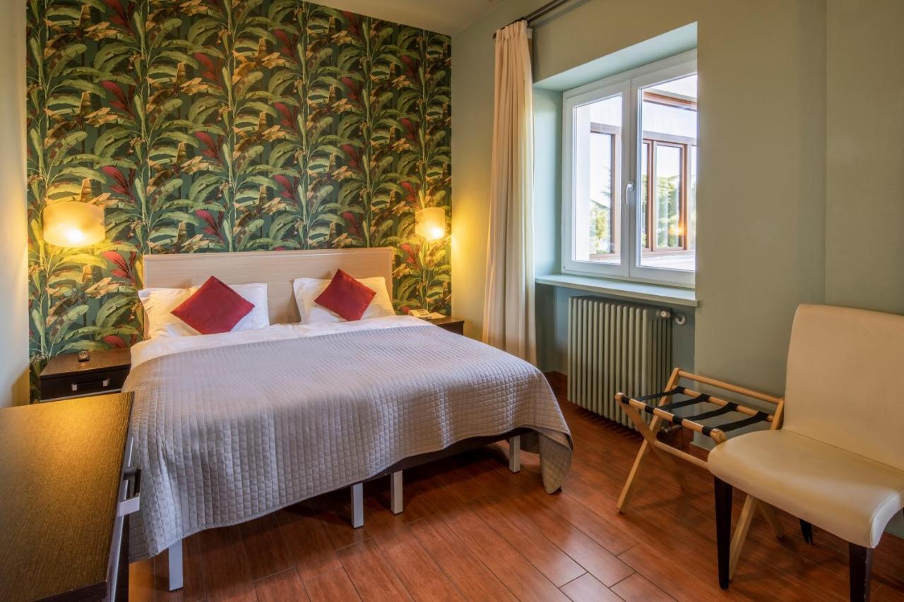 Double or Twin Room Balcony