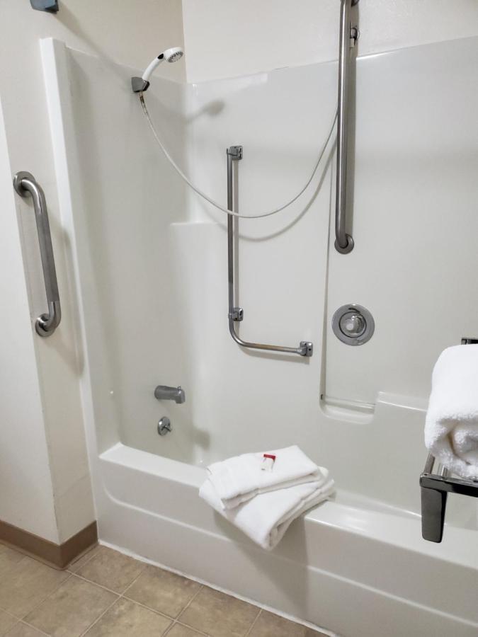 Queen Room Mobility Access or Non-Smoking