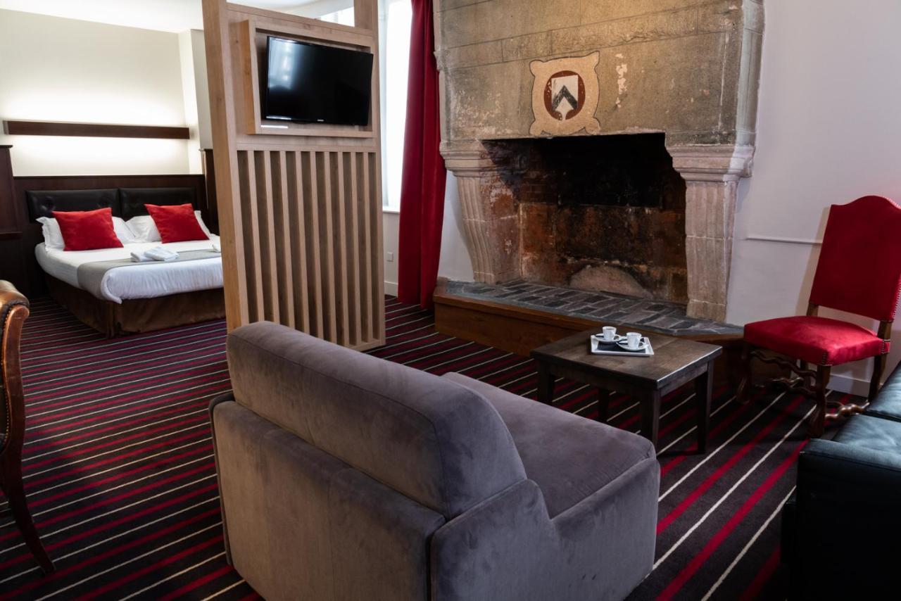 Chambre Triple Supérieure avec Vue sur le Château