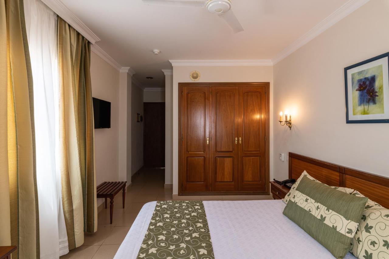 Double Room with Balcony,1405044020:JPEG