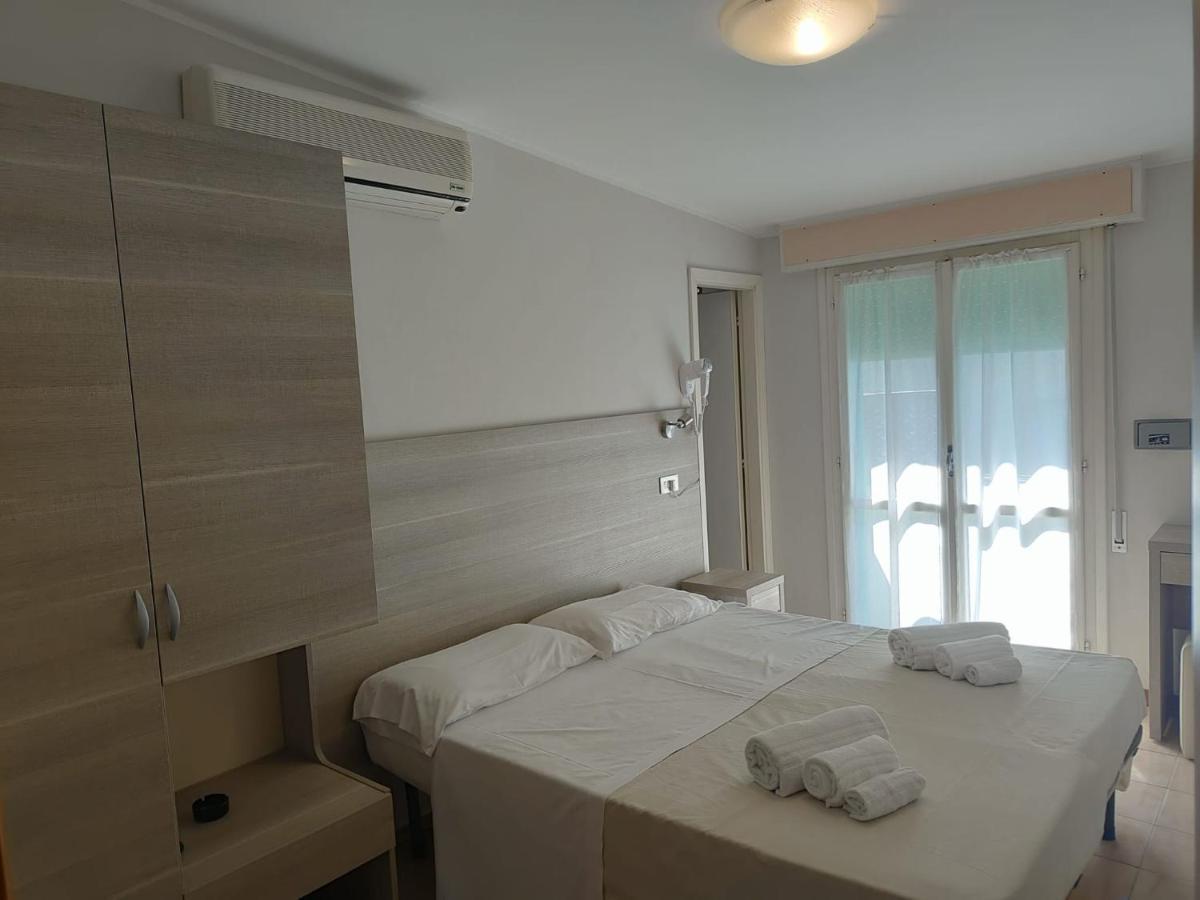 Standard Double or Twin Room Balcony,1405217564:JPEG